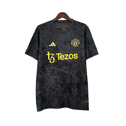 2024-25-manchester-united-l-art-special-edition-jersey