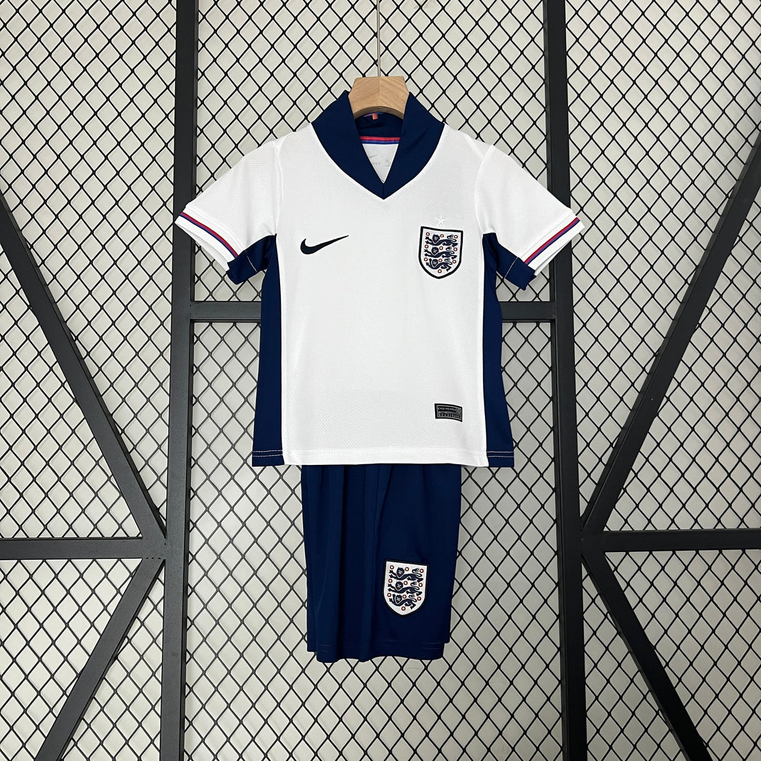 England 24/25 Kids Football shirt