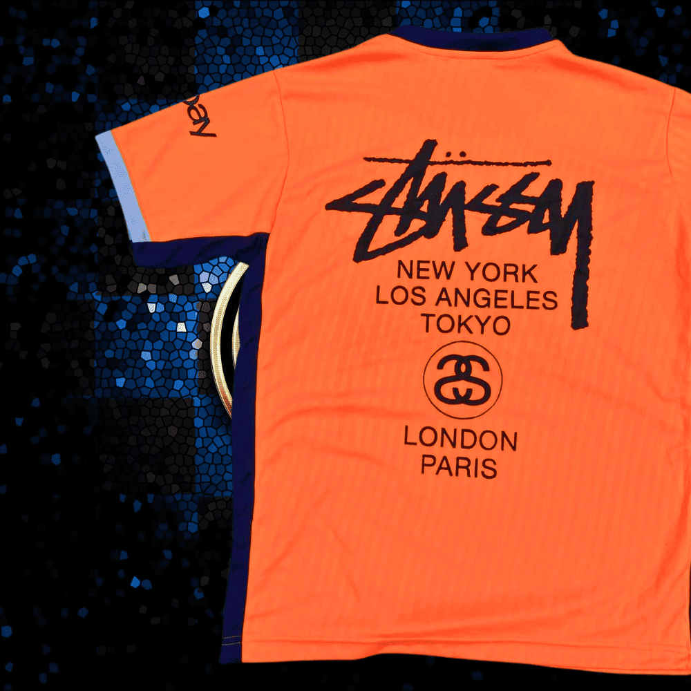 CAMISETA STUSSY EDICIÓN DEL INTER DE MILÁN