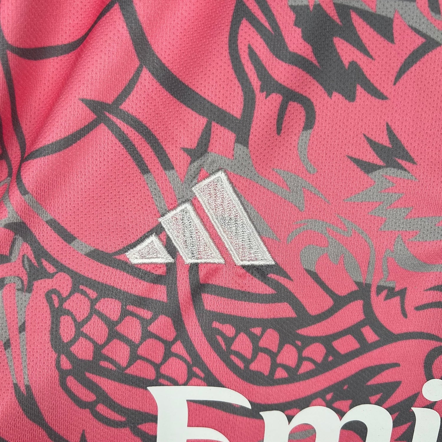 23-24 - REAL MADRID PINK DRAGON | SPECIAL EDITION KIT