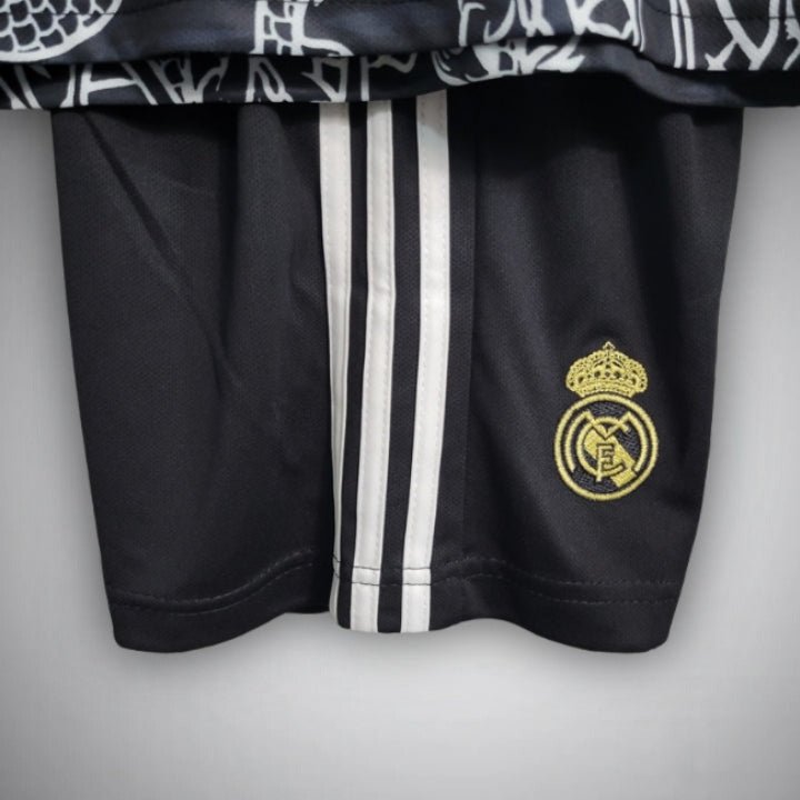 real madrid dragon negro premium kids size kit