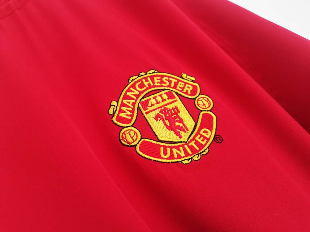 2003-04 Manchester United Retro Jersey - Long sleeves