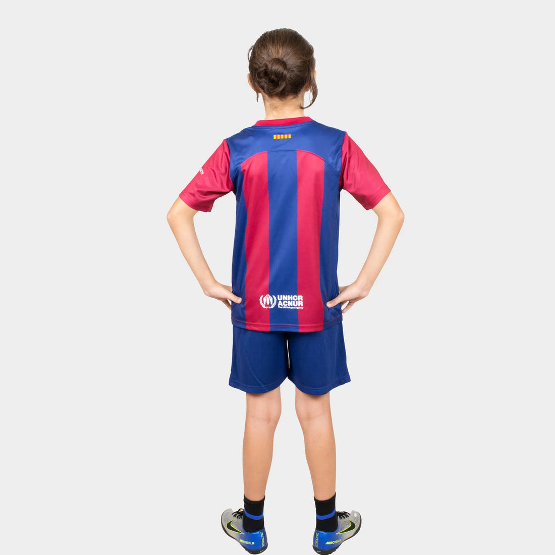 Camiseta de fútbol local del Barcelona para niños 2023/24